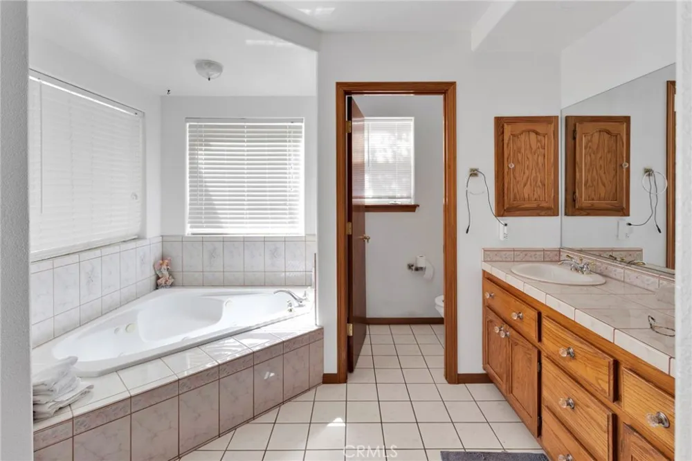 12480 Reata Apple Valley, CA 92308