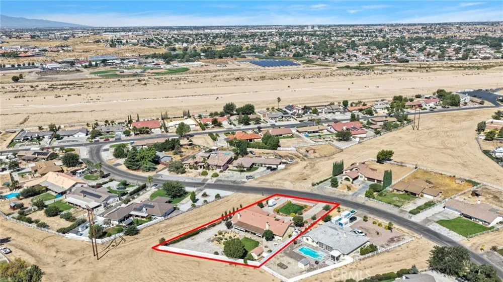 12480 Reata Apple Valley, CA 92308