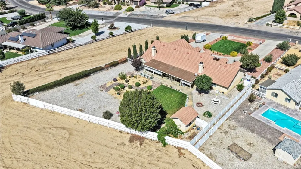 12480 Reata Apple Valley, CA 92308