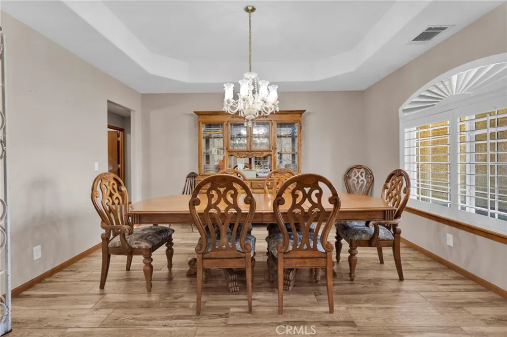 12480 Reata Apple Valley, CA 92308