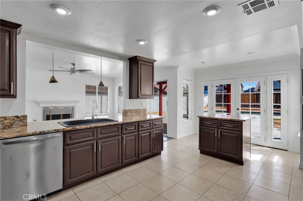 14013 Dale Court Victorville, CA 92392