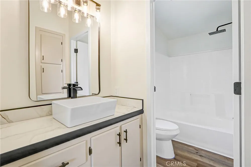 5800 Hamner Avenue #692 Eastvale, CA 91752
