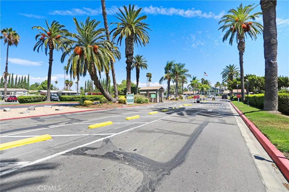 5800 Hamner Avenue #692 Eastvale, CA 91752