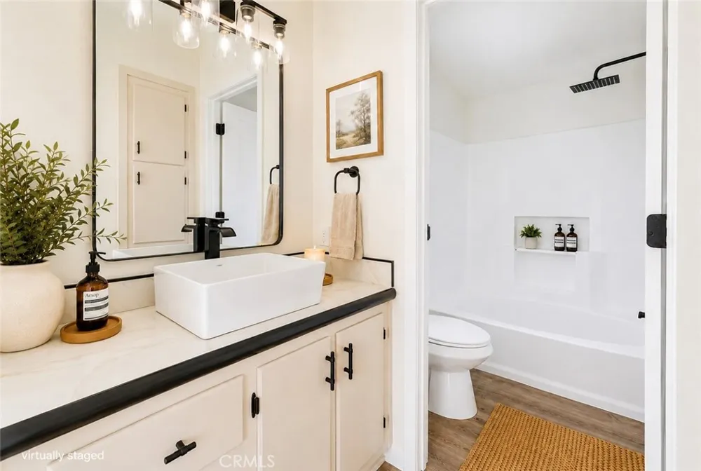 5800 Hamner Avenue #692 Eastvale, CA 91752