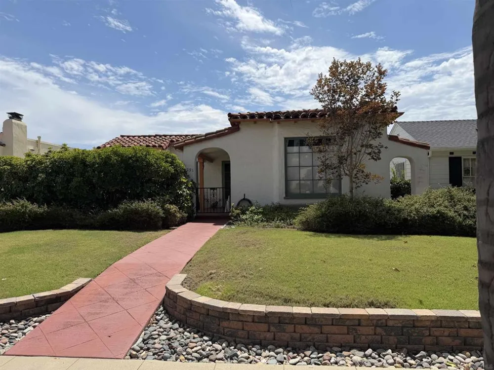 4191 Hilldale Road San Diego, CA 92116