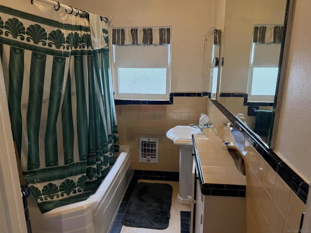 4191 Hilldale Road San Diego, CA 92116