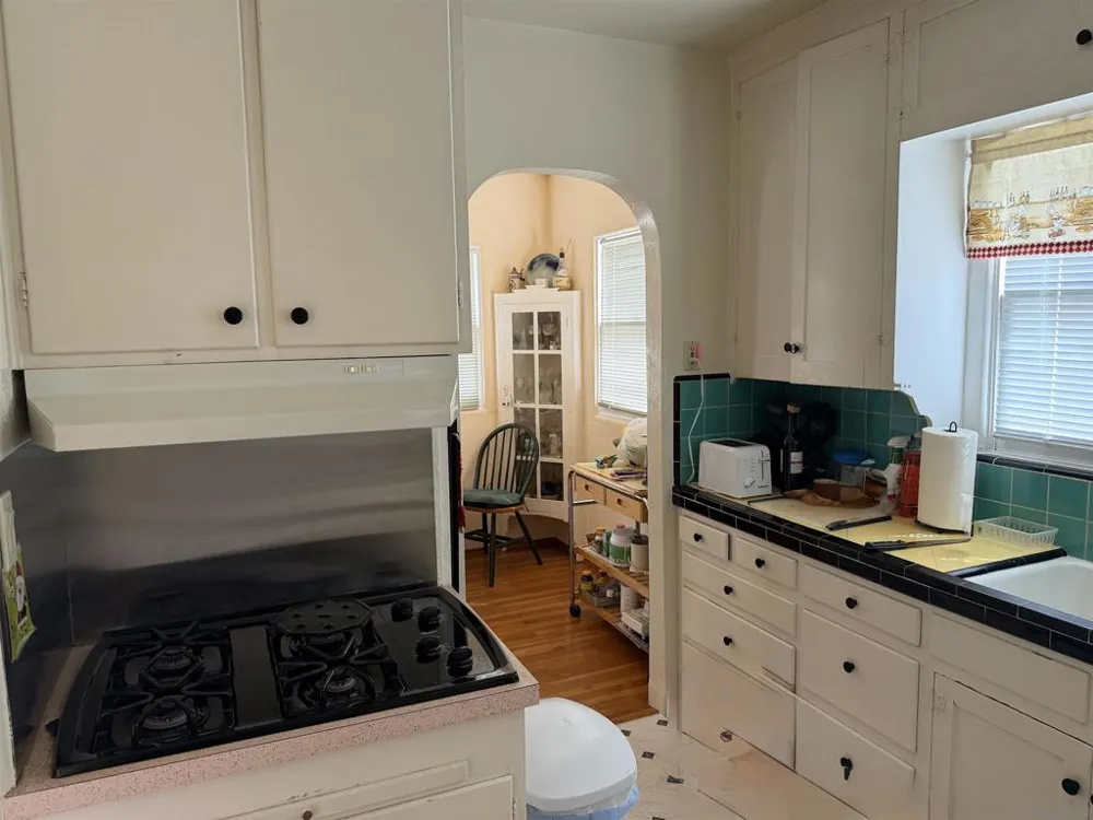 4191 Hilldale Road San Diego, CA 92116