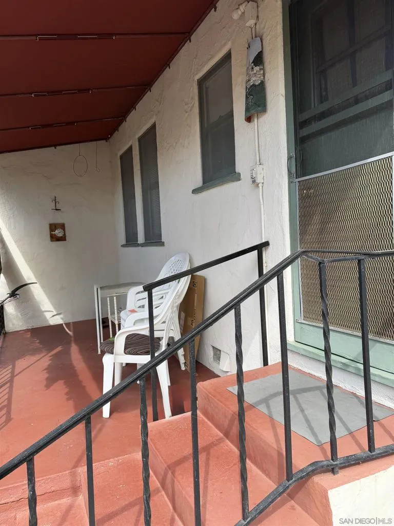 4191 Hilldale Road San Diego, CA 92116