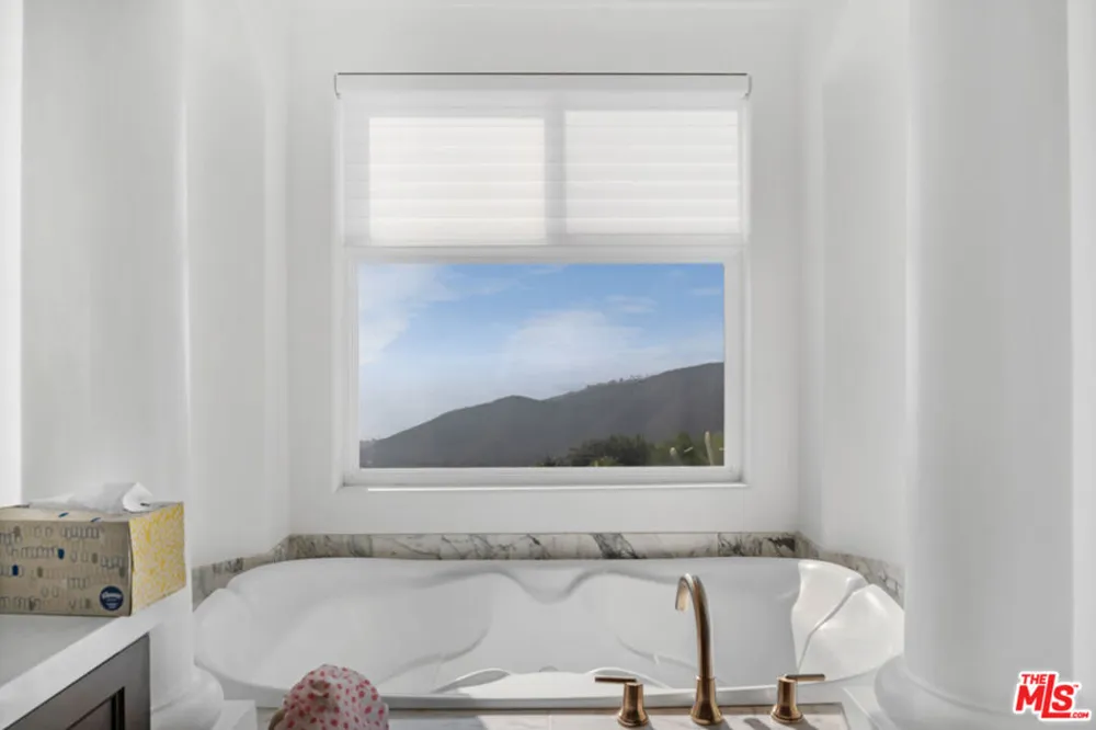 8 Saint Tropez Laguna Niguel, CA 92677