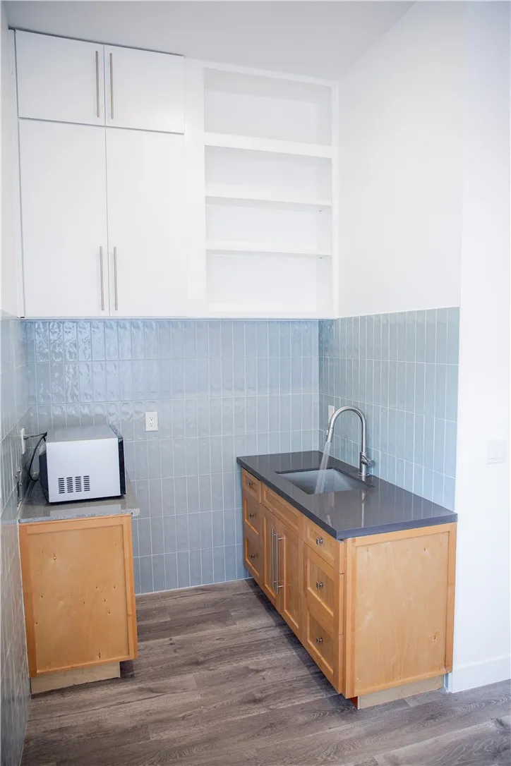 5908 Atlantic AVE UNIT #F Long Beach, CA 90805