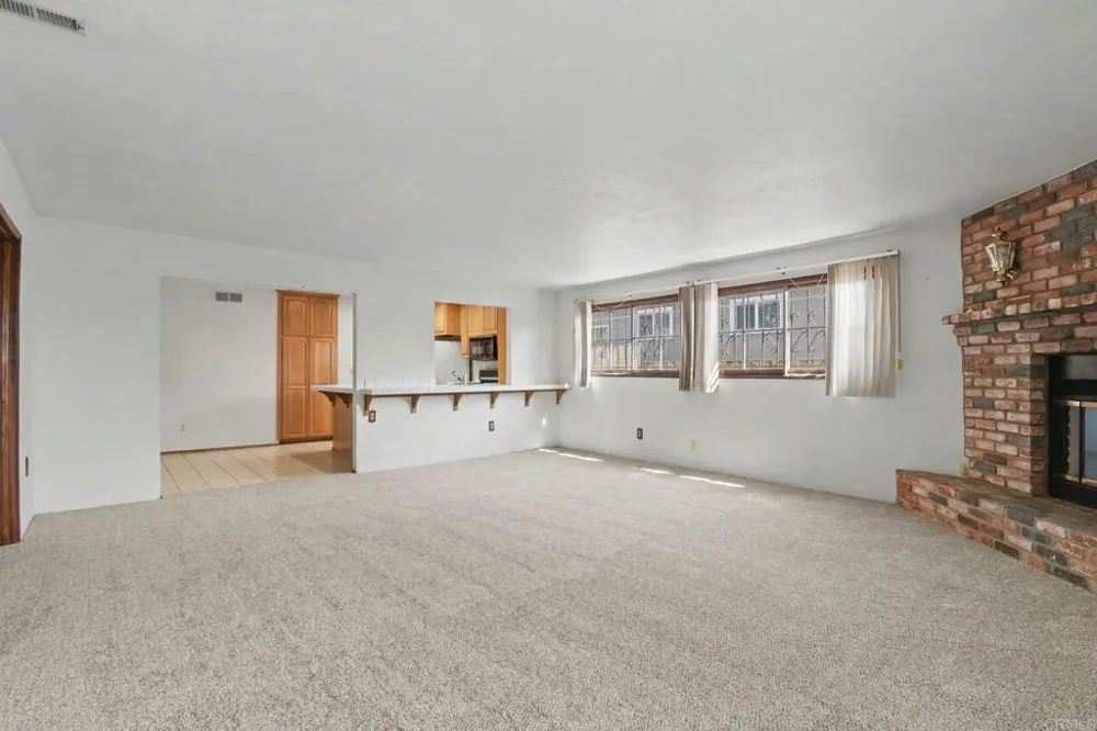 1058 Darwin Place San Diego, CA 92154