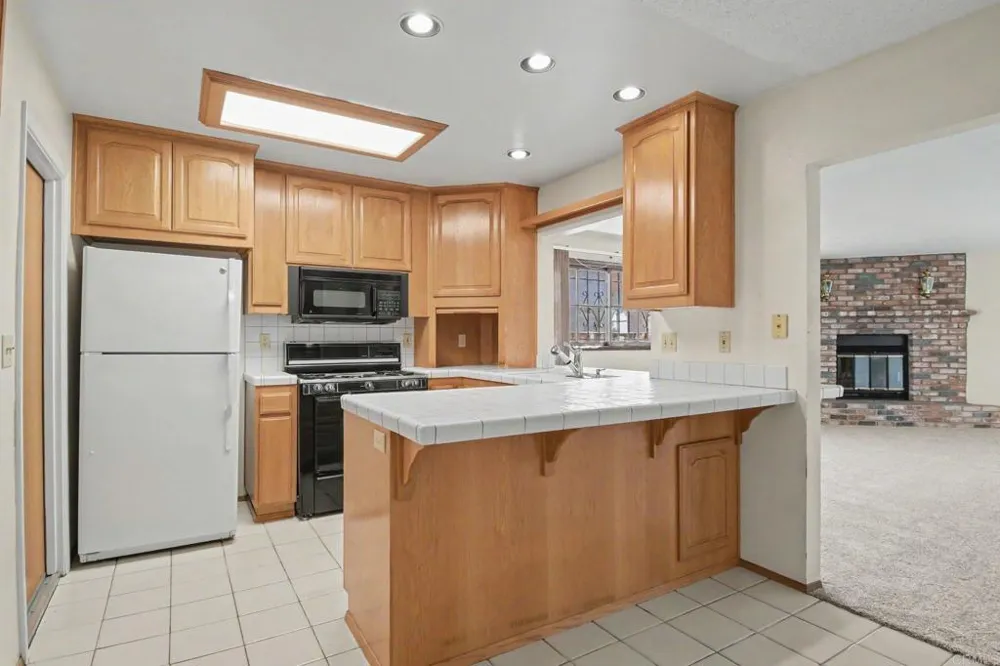 1058 Darwin Place San Diego, CA 92154