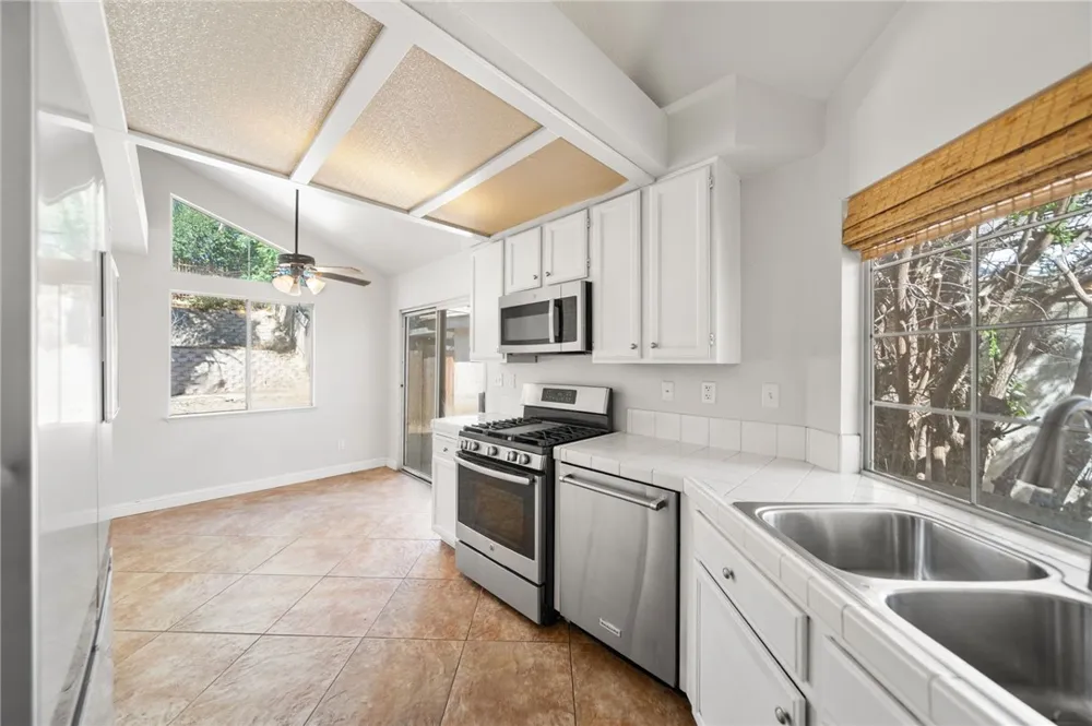 30522 Iron Bark Court Temecula, CA 92591