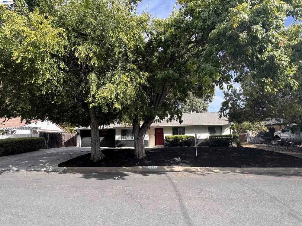 1580 Placer Dr Concord, CA 94521