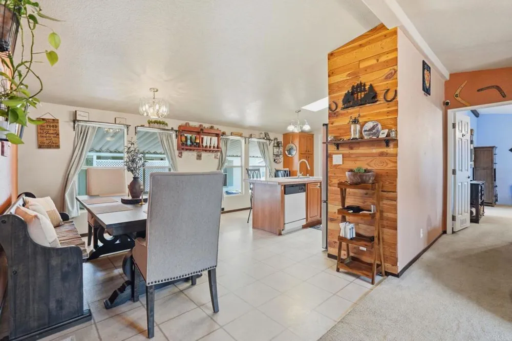 12044 Royal Road #SPC 99 El Cajon, CA 92021