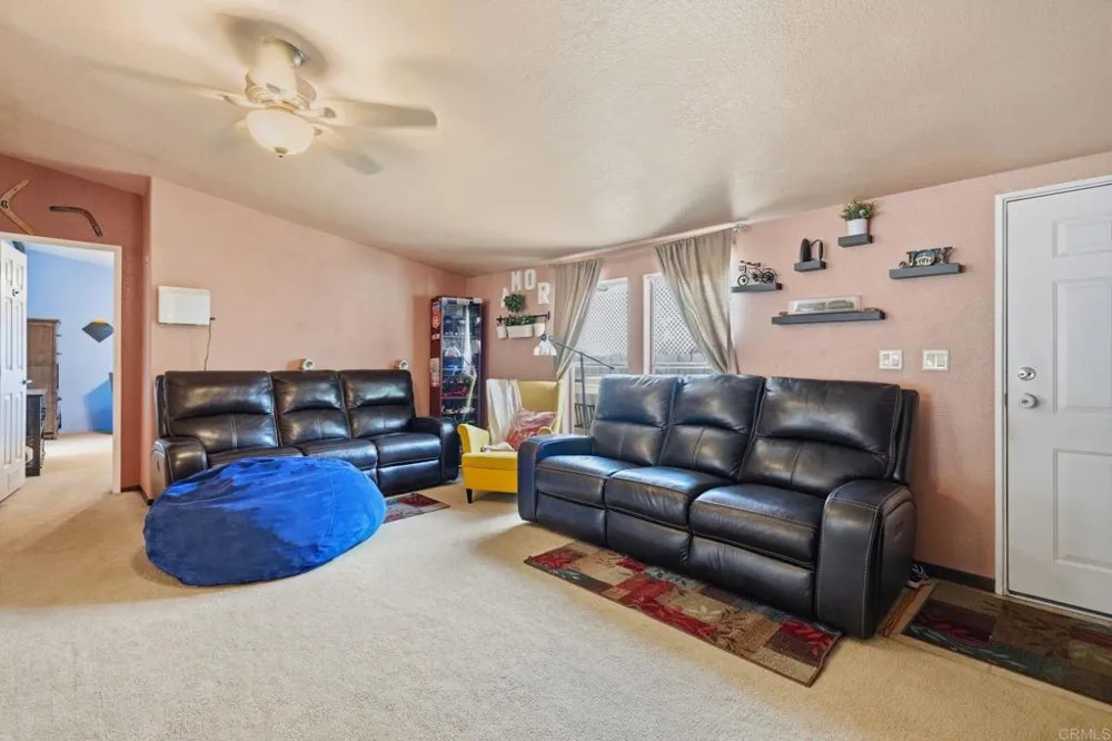 12044 Royal Road #SPC 99 El Cajon, CA 92021
