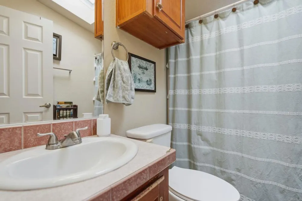 12044 Royal Road #SPC 99 El Cajon, CA 92021