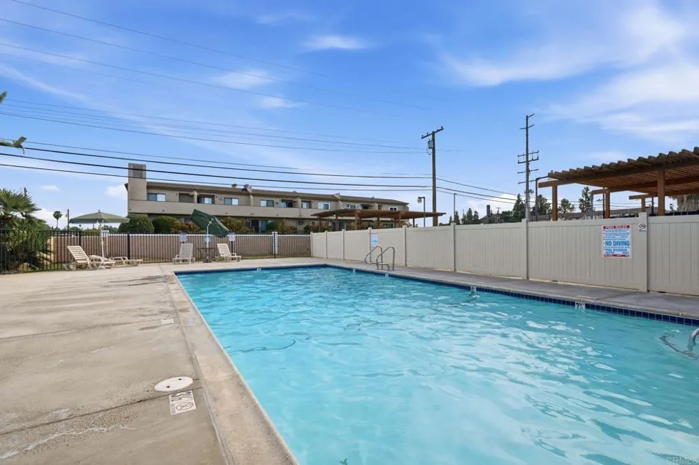 12044 Royal Road #SPC 99 El Cajon, CA 92021