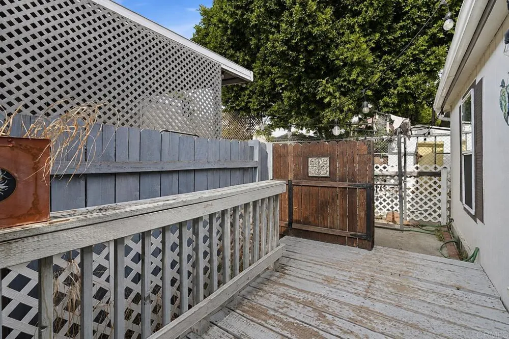 12044 Royal Road #SPC 99 El Cajon, CA 92021