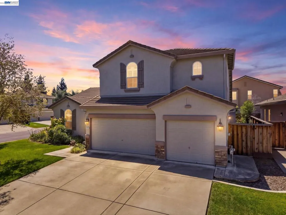 9569 Nicole Ln Elk Grove, CA 95758