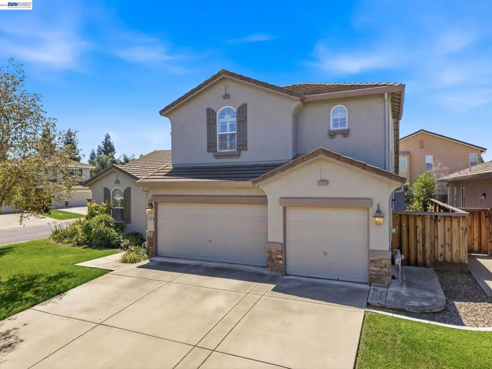 9569 Nicole Ln Elk Grove, CA 95758
