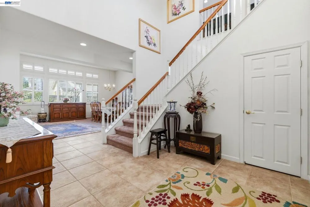 9569 Nicole Ln Elk Grove, CA 95758