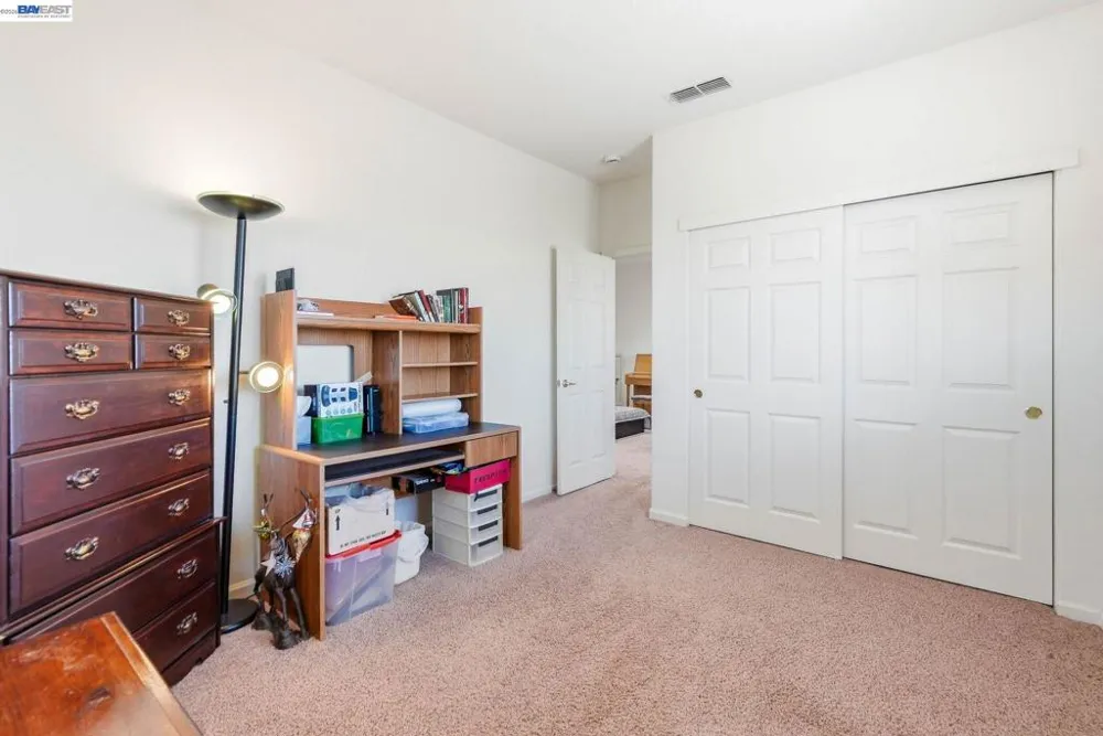 9569 Nicole Ln Elk Grove, CA 95758