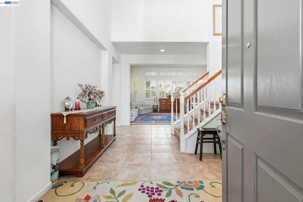 9569 Nicole Ln Elk Grove, CA 95758