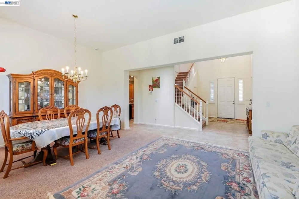 9569 Nicole Ln Elk Grove, CA 95758
