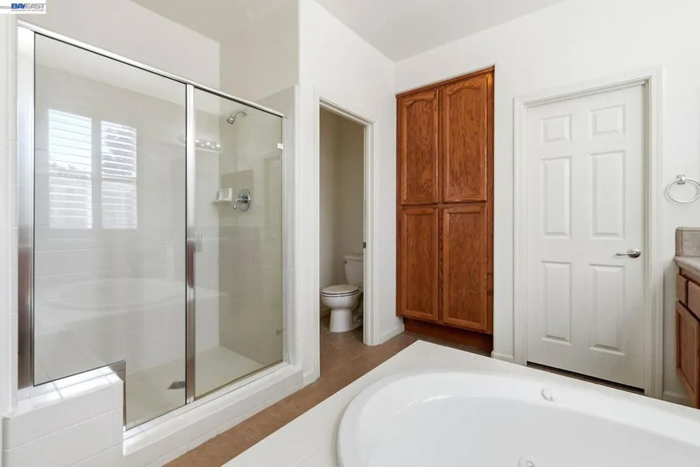 9569 Nicole Ln Elk Grove, CA 95758