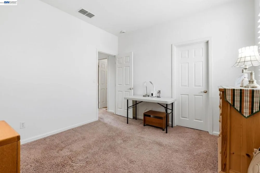 9569 Nicole Ln Elk Grove, CA 95758