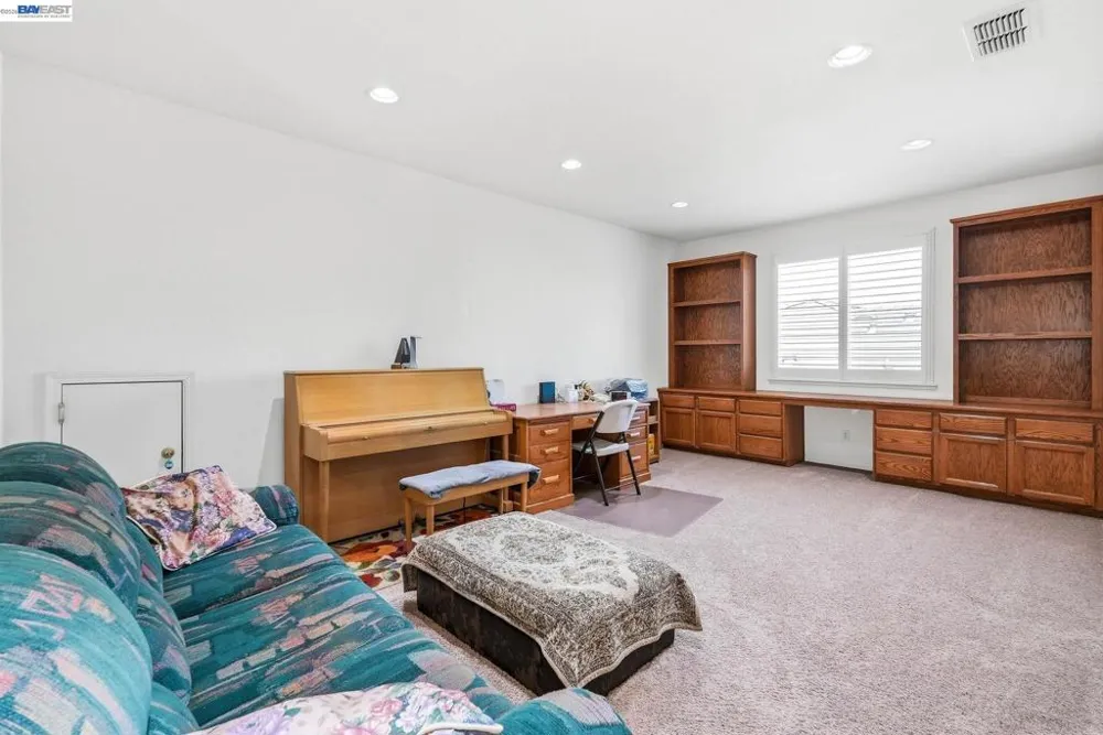 9569 Nicole Ln Elk Grove, CA 95758