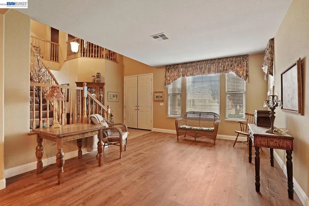 549 Glenbriar Cir Tracy, CA 95377