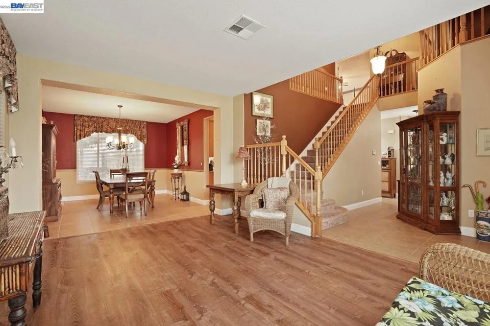 549 Glenbriar Cir Tracy, CA 95377