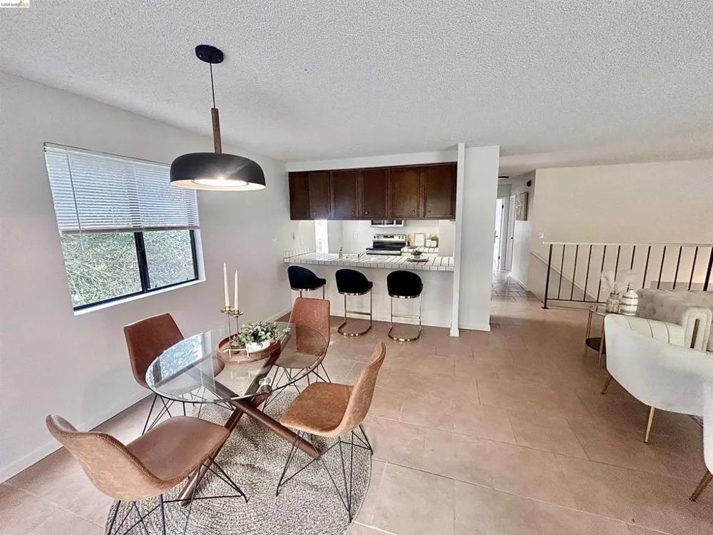 9 Quail Hill Ln Richmond, CA 94803
