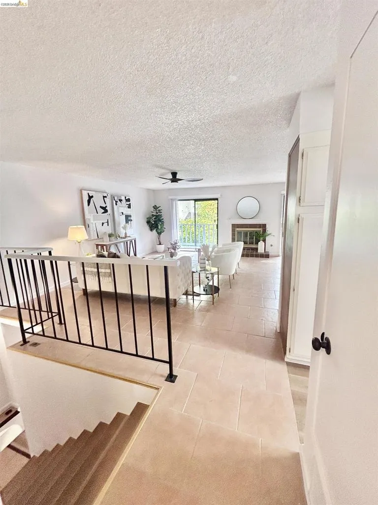 9 Quail Hill Ln Richmond, CA 94803