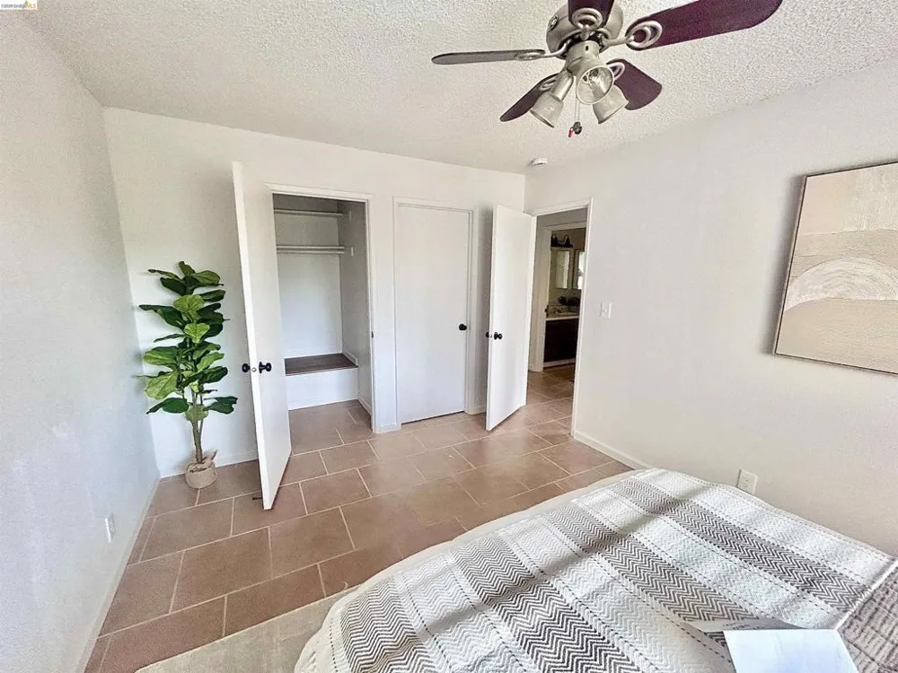 9 Quail Hill Ln Richmond, CA 94803