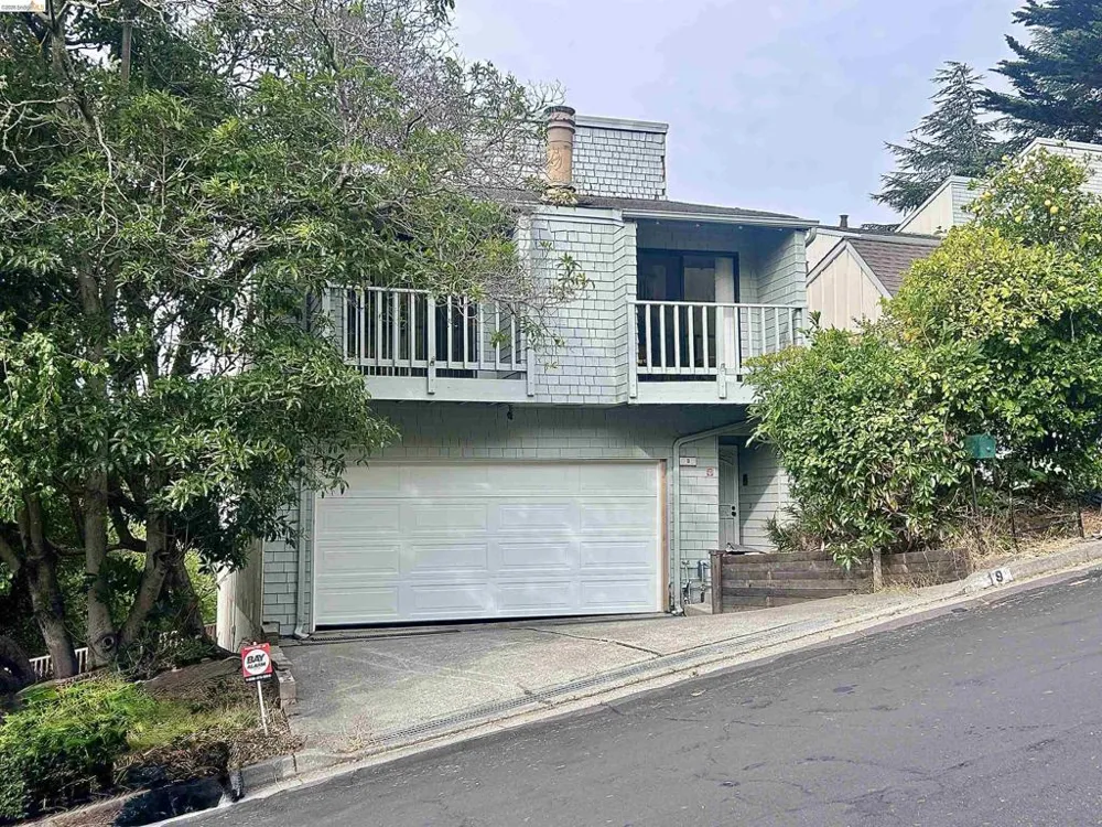 9 Quail Hill Ln Richmond, CA 94803