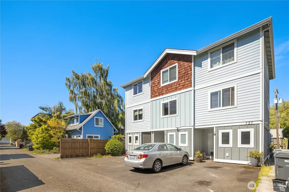 737 S Homer Street #B Seattle, WA 98108