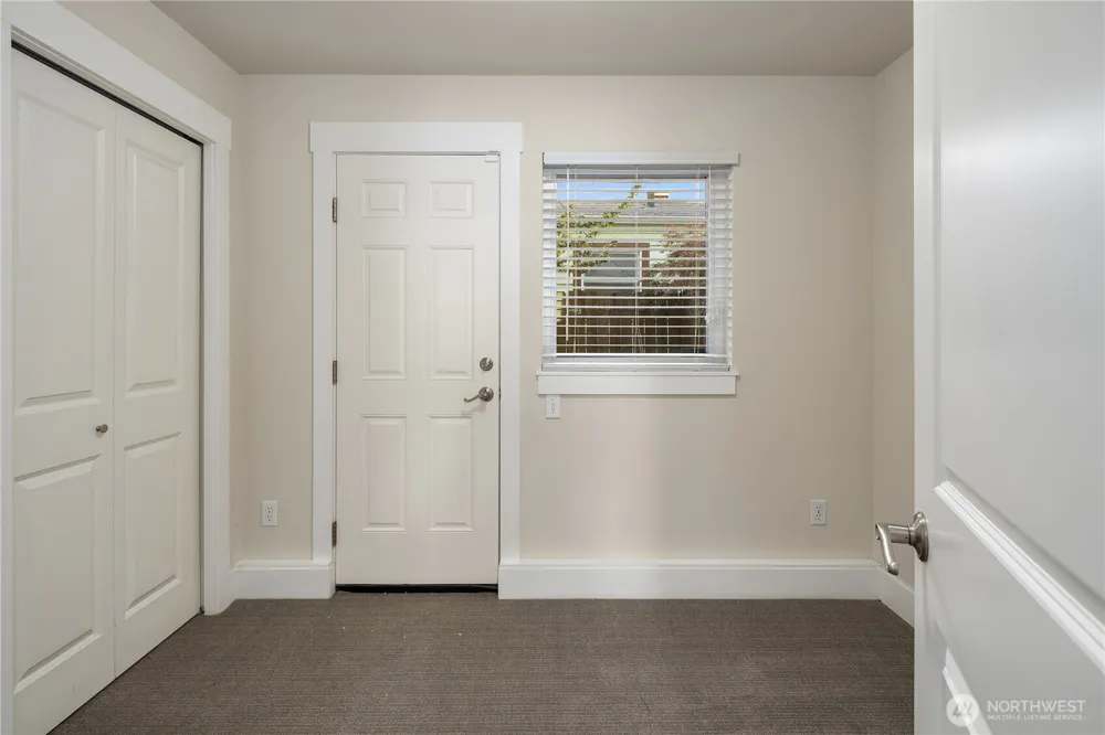 737 S Homer Street #B Seattle, WA 98108