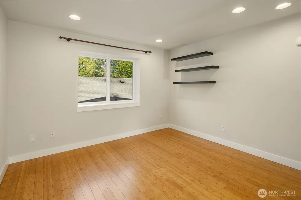 737 S Homer Street #B Seattle, WA 98108