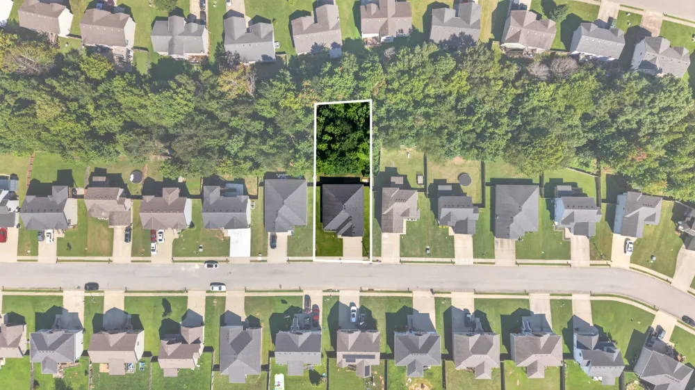 1388 Freedom Dr Clarksville, TN 37042