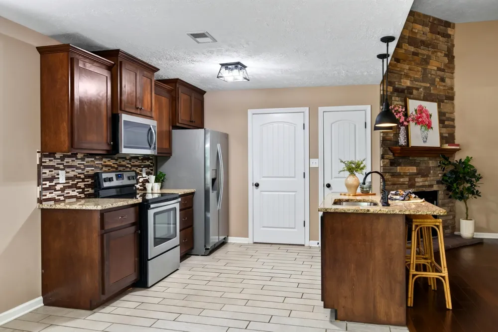 1388 Freedom Dr Clarksville, TN 37042