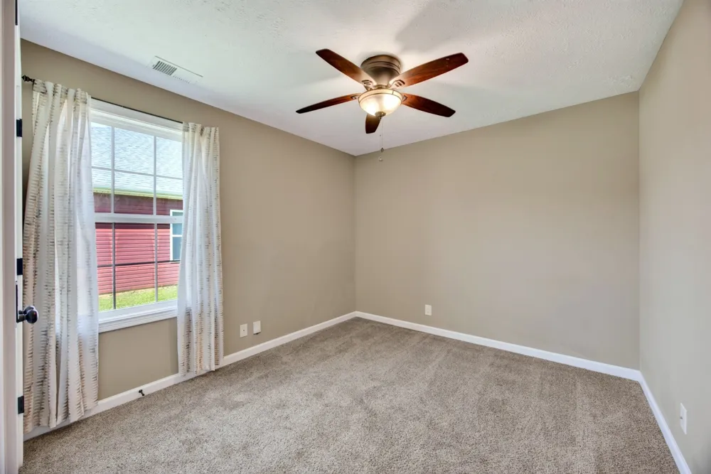 1388 Freedom Dr Clarksville, TN 37042