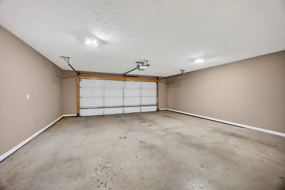 1388 Freedom Dr Clarksville, TN 37042
