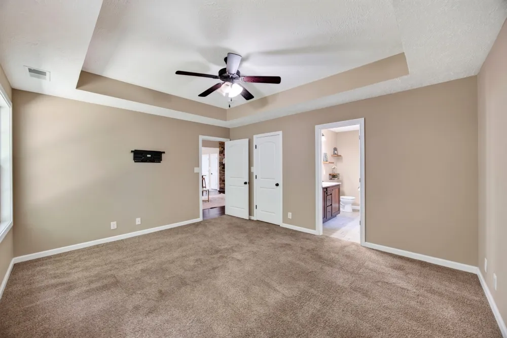 1388 Freedom Dr Clarksville, TN 37042