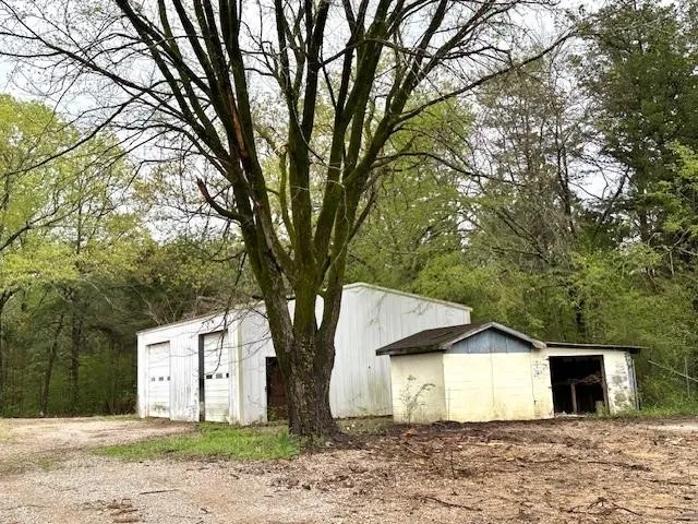 175 DRAKE LOOP Savannah, TN 38372