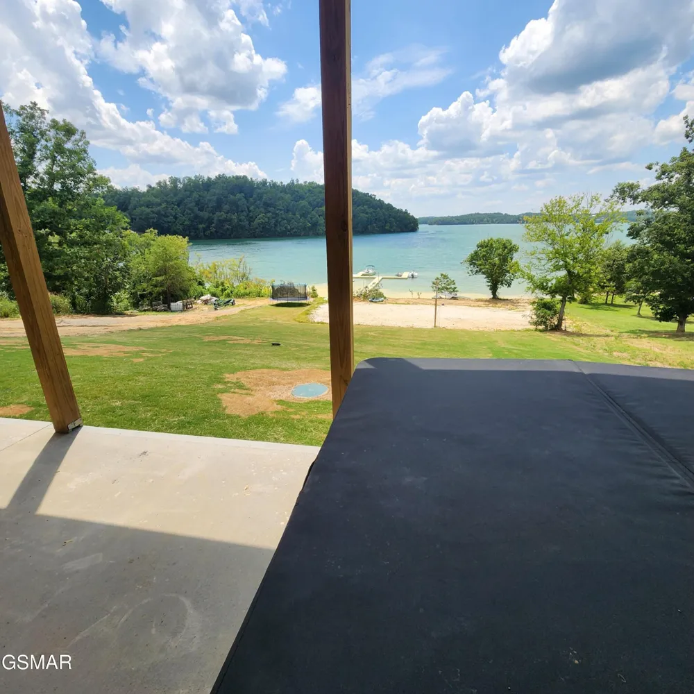 799 Penelope Lane Sevierville, TN 37876