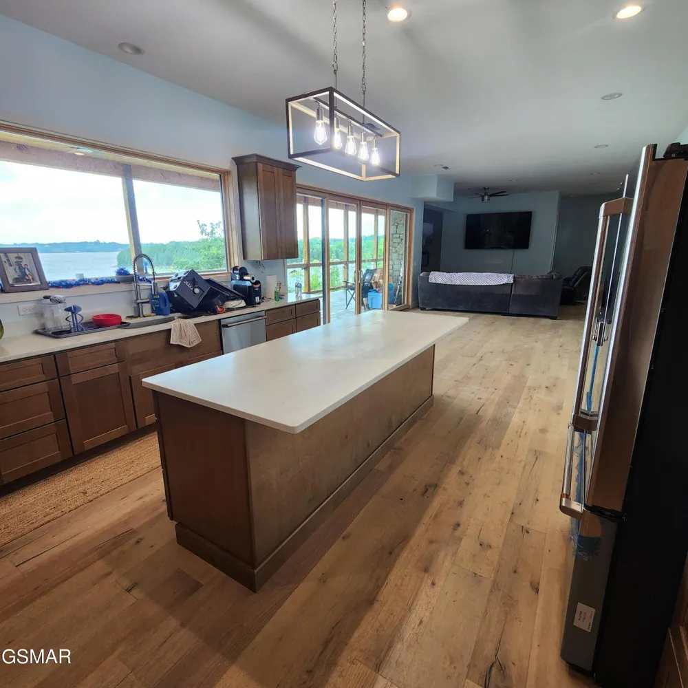 799 Penelope Lane Sevierville, TN 37876
