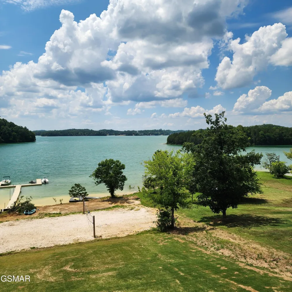 799 Penelope Lane Sevierville, TN 37876